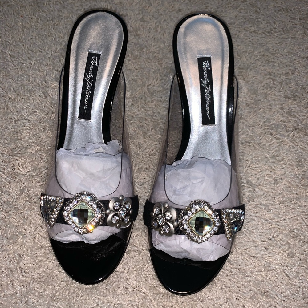 “Beverly Feldman” Black Dressy Wedges